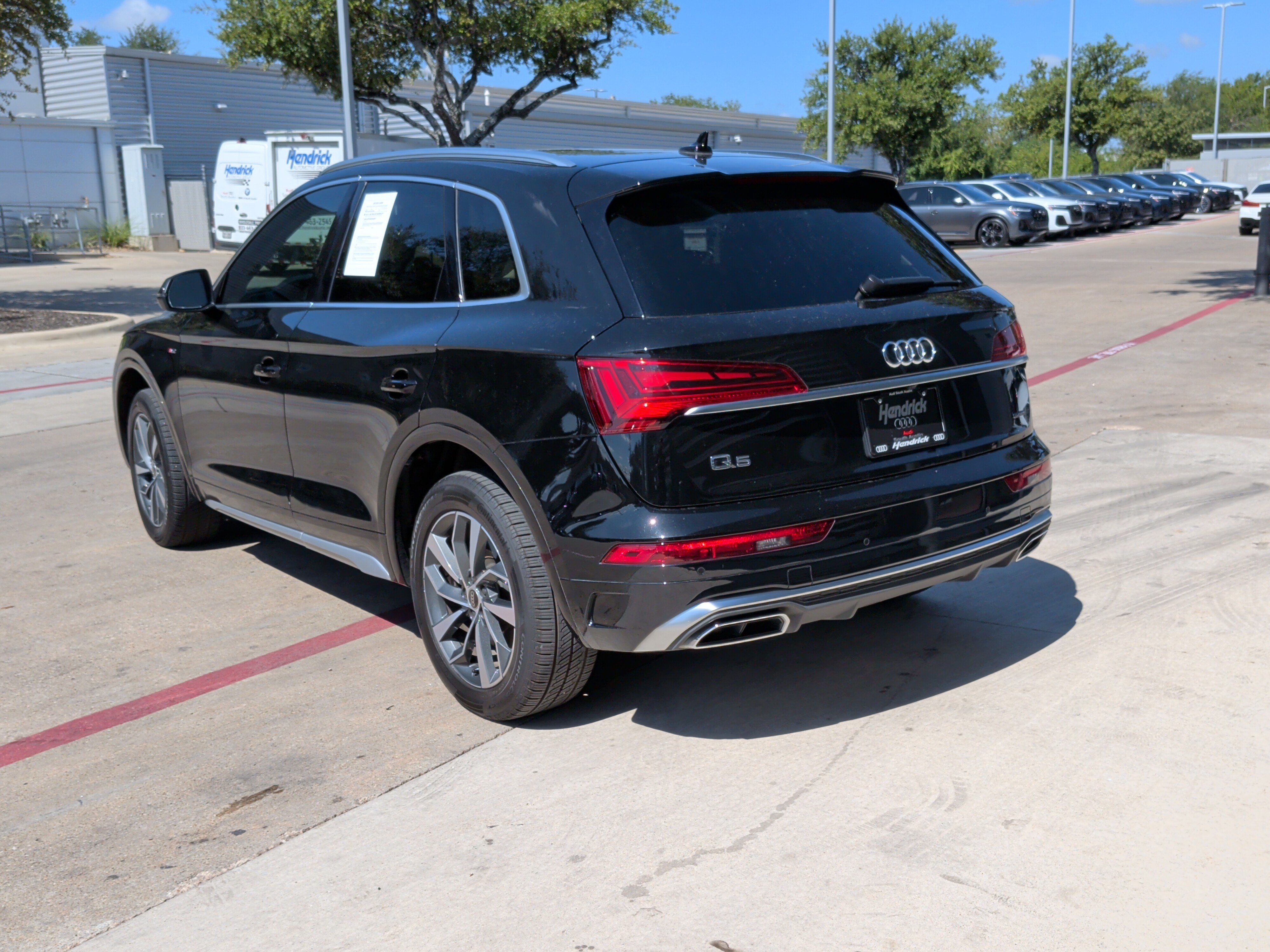 Certified 2024 Audi Q5 2.0T Premium Plus w/ Premium Plus Package AWD/4WD image 8