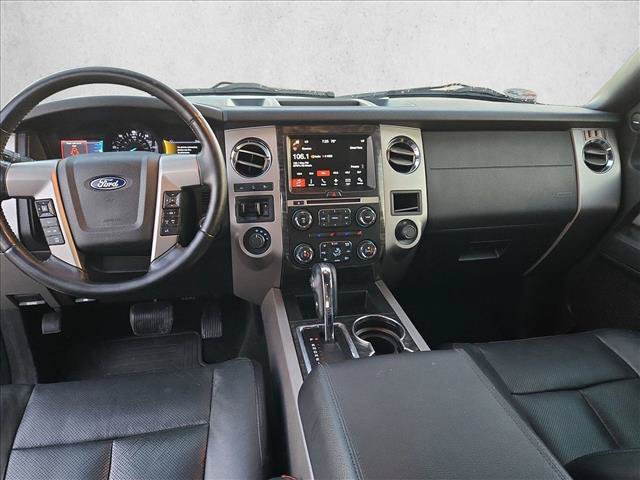 Used 2017 Ford Expedition Limited w/ Equipment Group 301A AWD/4WD image 17