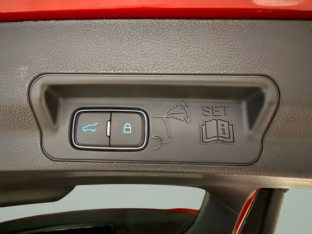 Used 2020 Ford Explorer ST w/ ST Street Pack image 16