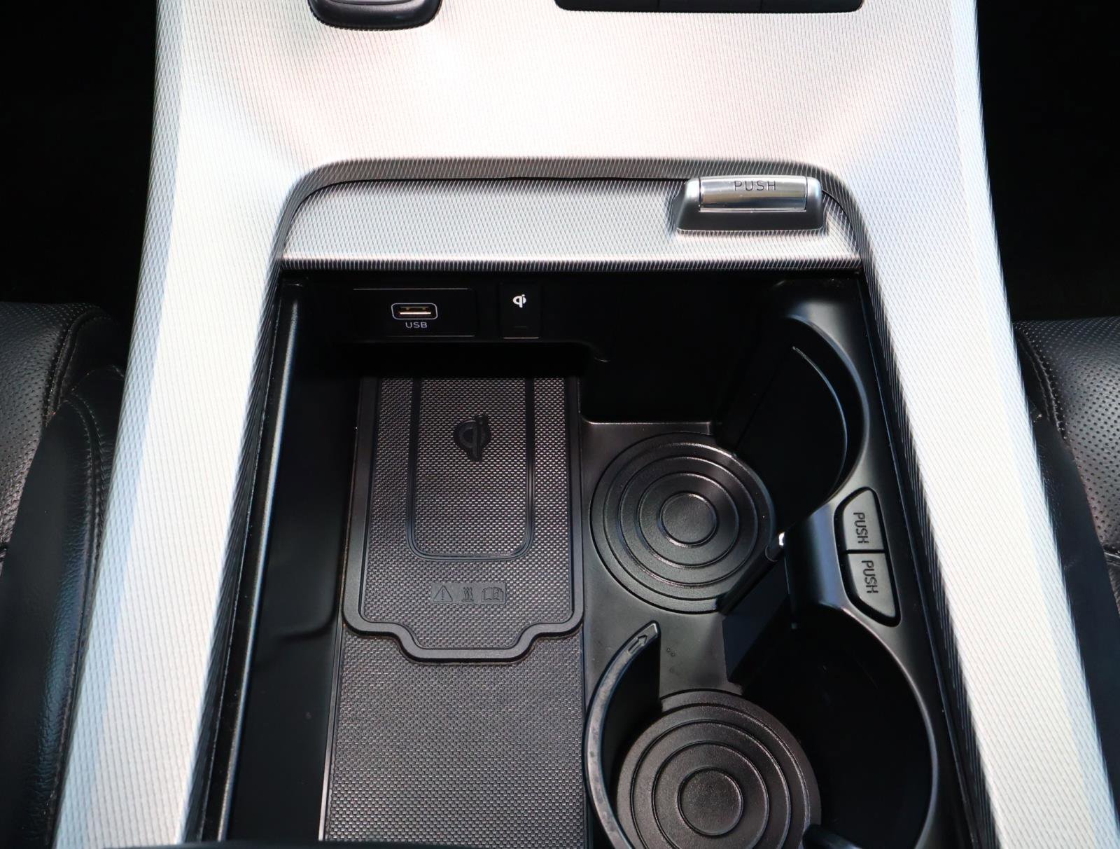 Used 2022 Hyundai Palisade SEL w/ 8P Bench Seat Package image 25