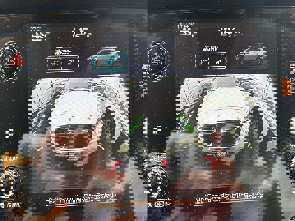 Used 2024 Subaru Outback Premium image 15