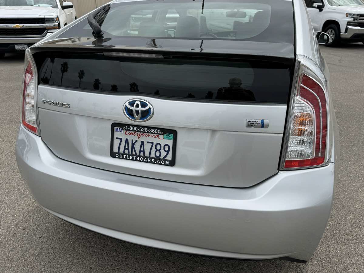 Used 2013 Toyota Prius Two FWD image 9