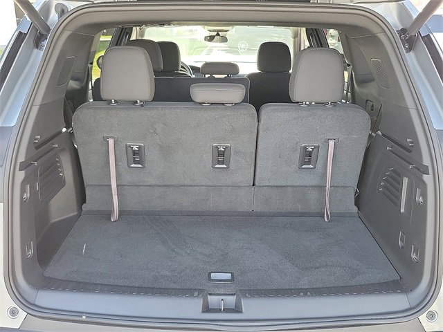 Used 2025 GMC Acadia Elevation image 23