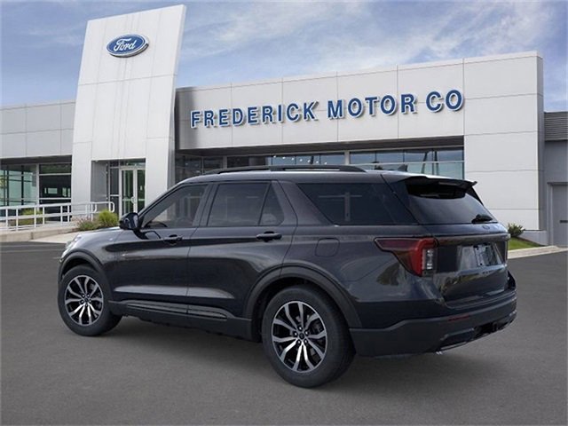 New 2025 Ford Explorer ST-Line image 4