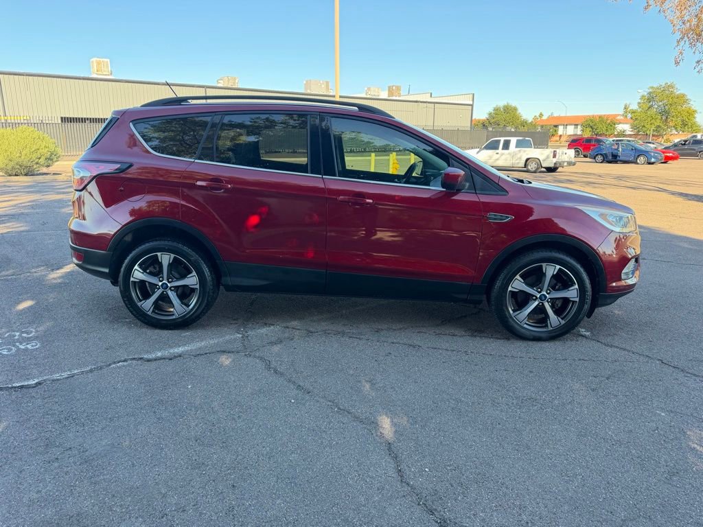 Used 2018 Ford Escape SEL image 10