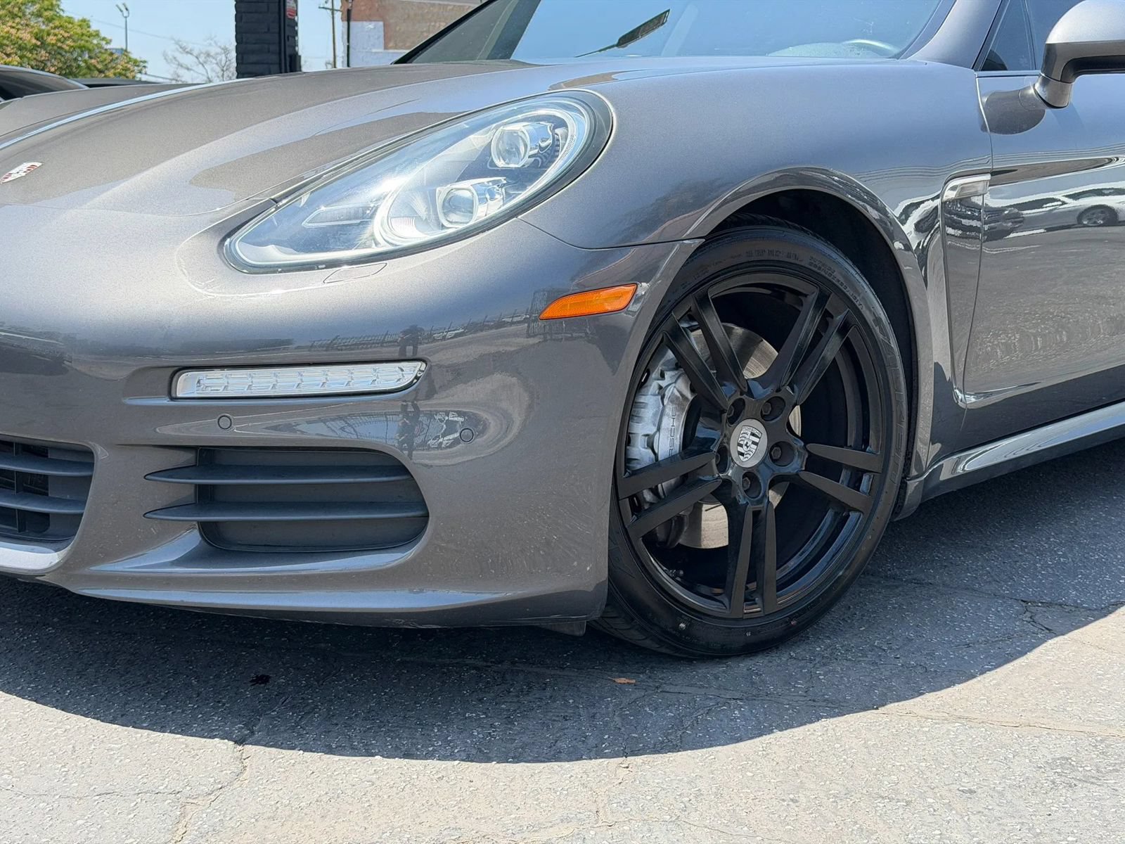 Used 2014 Porsche Panamera 4 AWD/4WD image 4