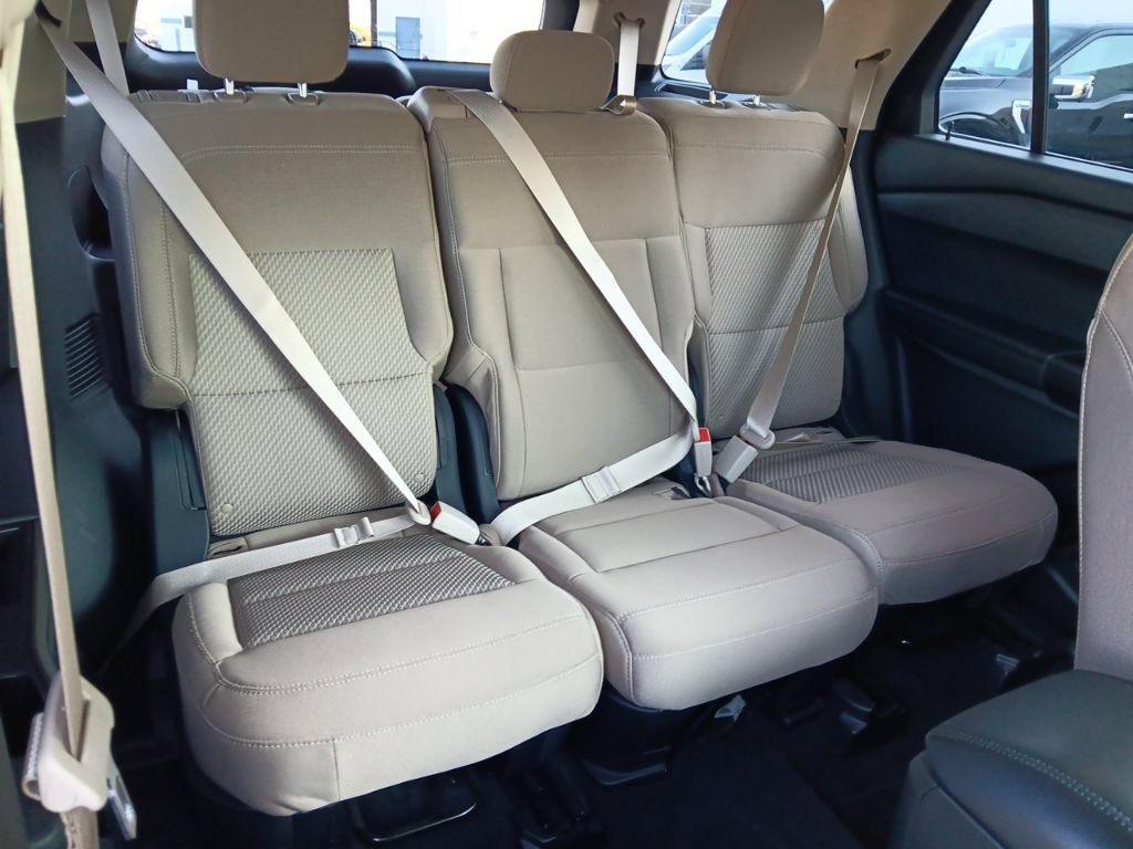 Used 2023 Ford Explorer 4WD image 39
