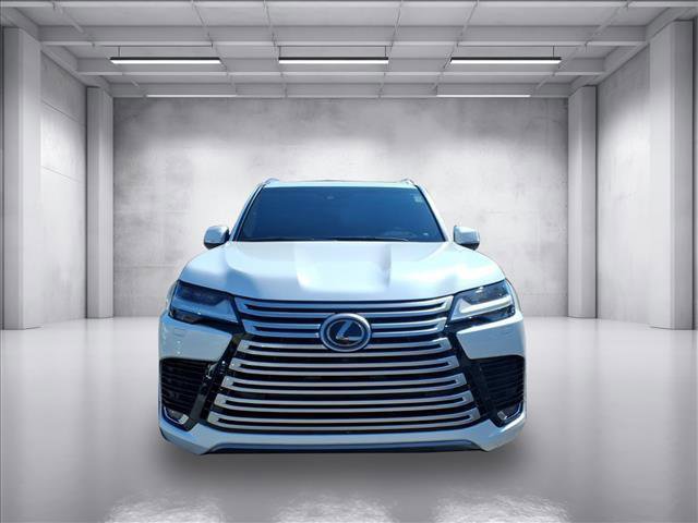 Certified 2022 Lexus LX 600 4WD w/ Luxury Package image 8