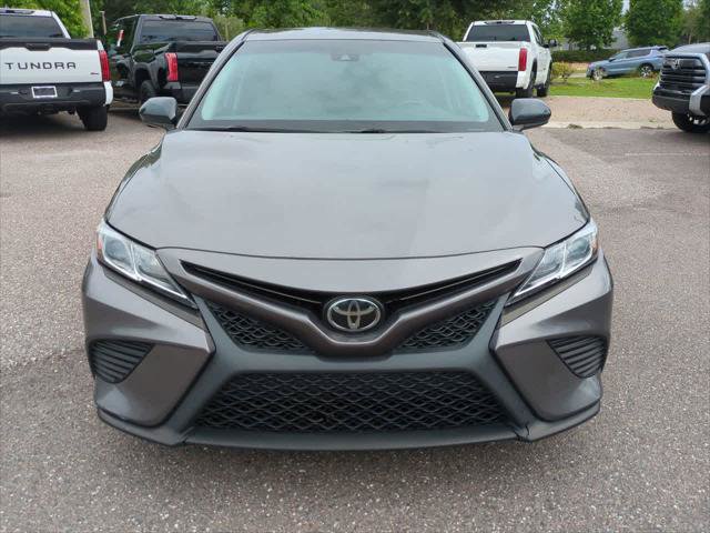 Certified 2018 Toyota Camry SE FWD image 9