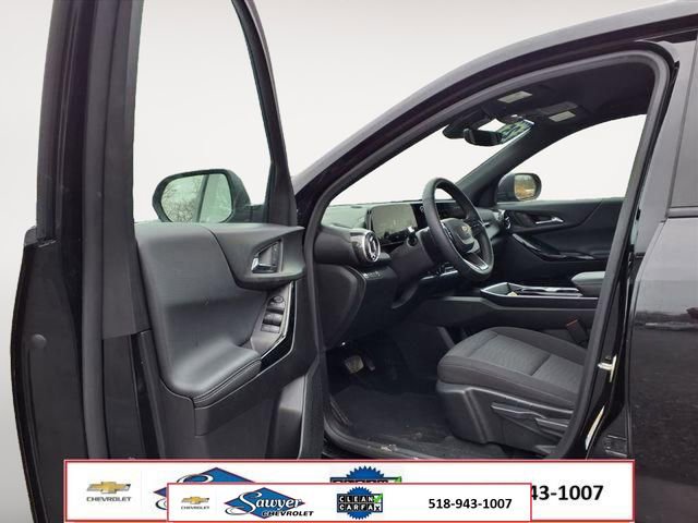 Used 2025 Chevrolet Equinox LT w/ Safety and Technology Package AWD/4WD image 12