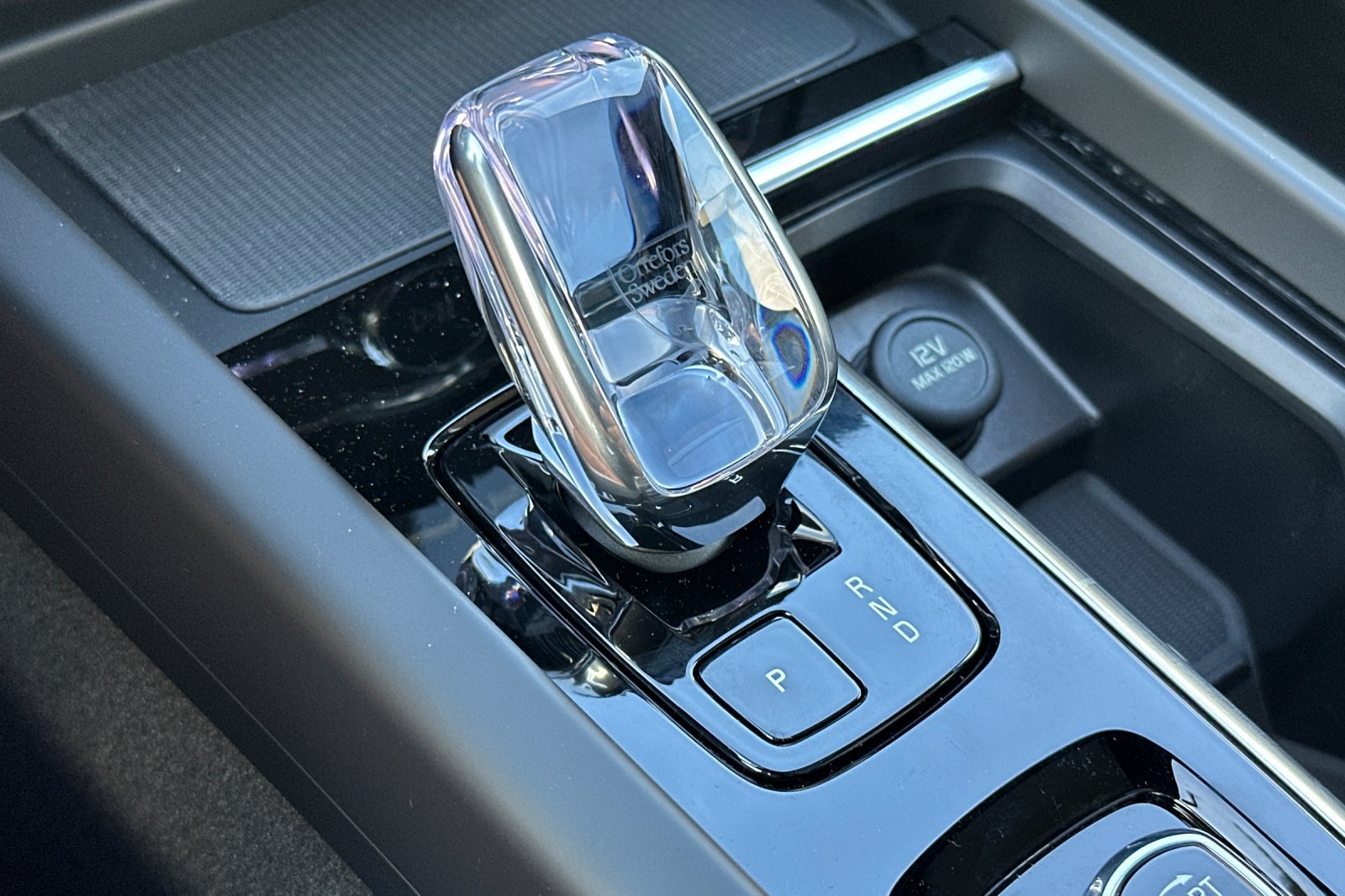 New 2026 Volvo XC60 B5 Plus AWD/4WD image 18