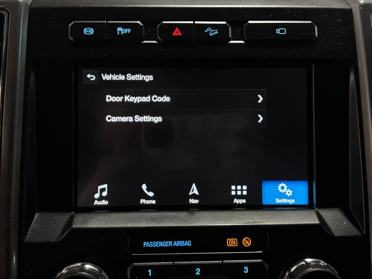 Used 2018 Ford F350 XLT w/ XLT Premium Package AWD/4WD image 29