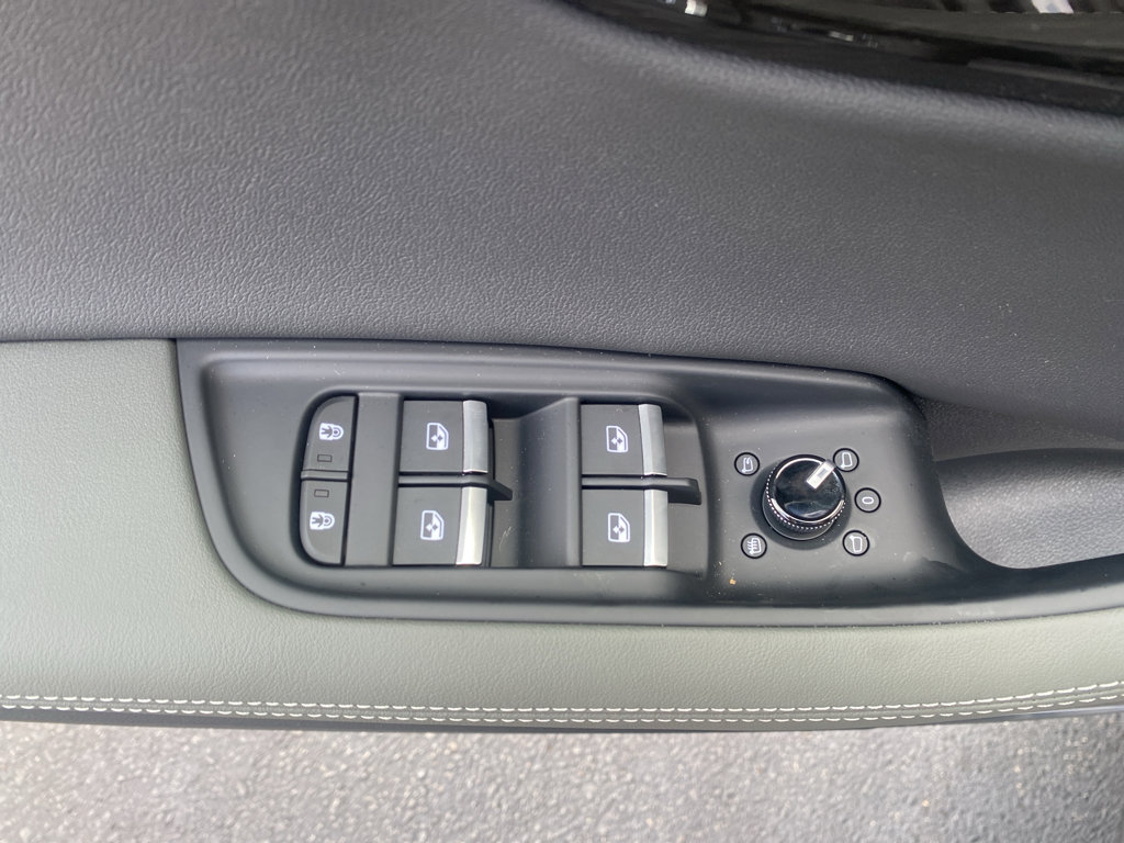 New 2025 Audi Q8 Premium Plus image 10