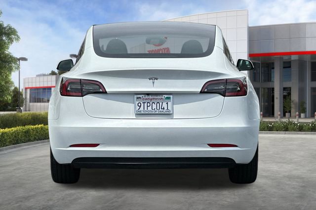 Used 2023 Tesla Model 3 Standard Range RWD image 5