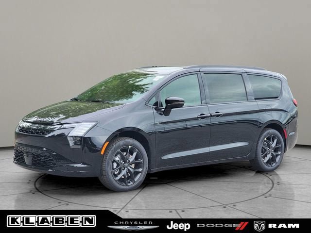 New 2027 Chrysler Pacifica Limited AWD/4WD video 1