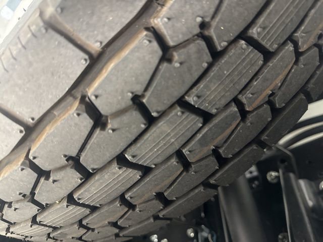 New 2025 Chevrolet Low Cab Forward image 26