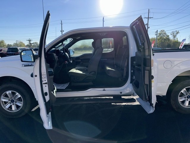 Used 2016 Ford F150 XLT image 20