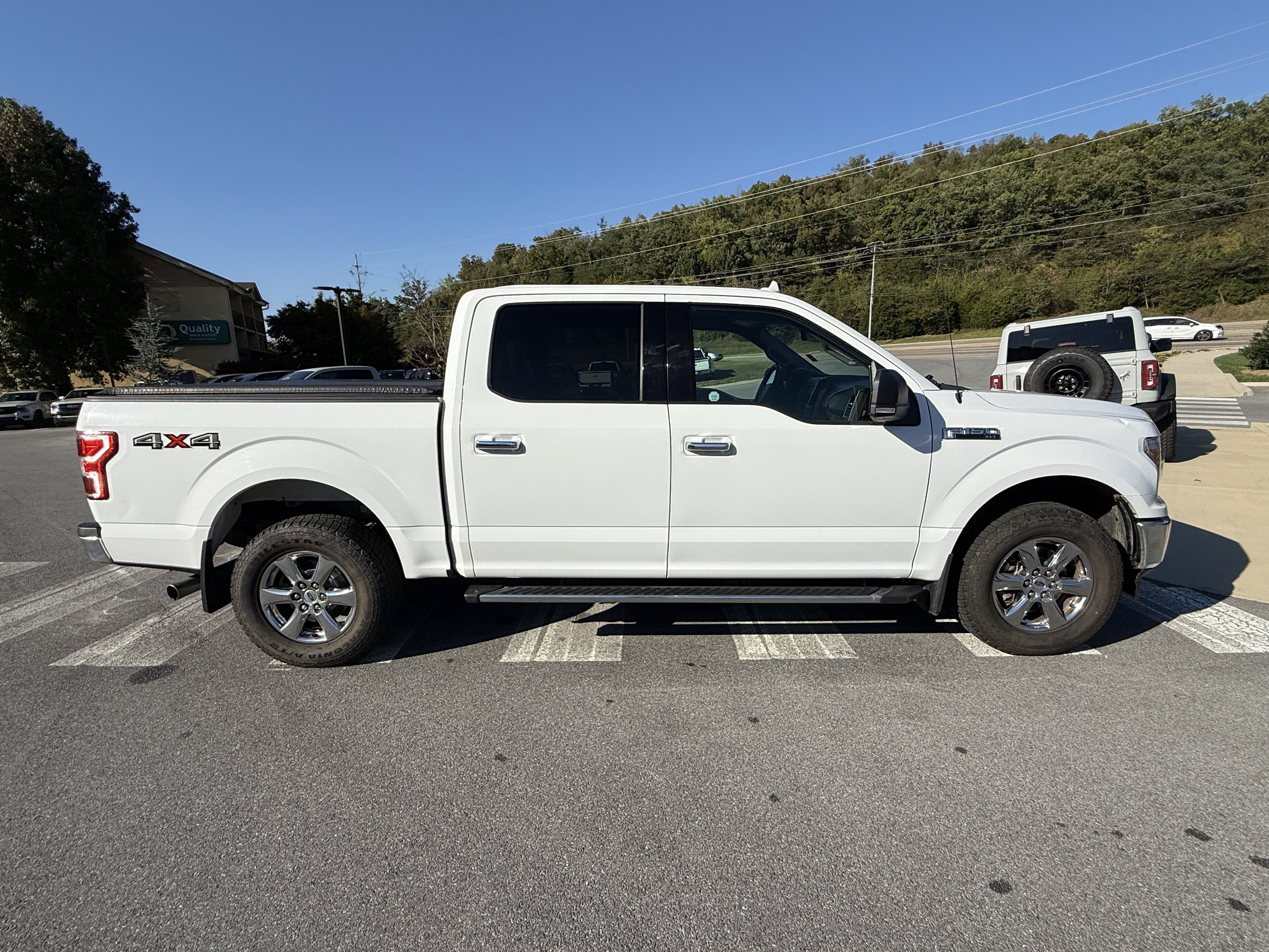 Used 2018 Ford F150 XLT w/ Equipment Group 302A Luxury AWD/4WD image 4