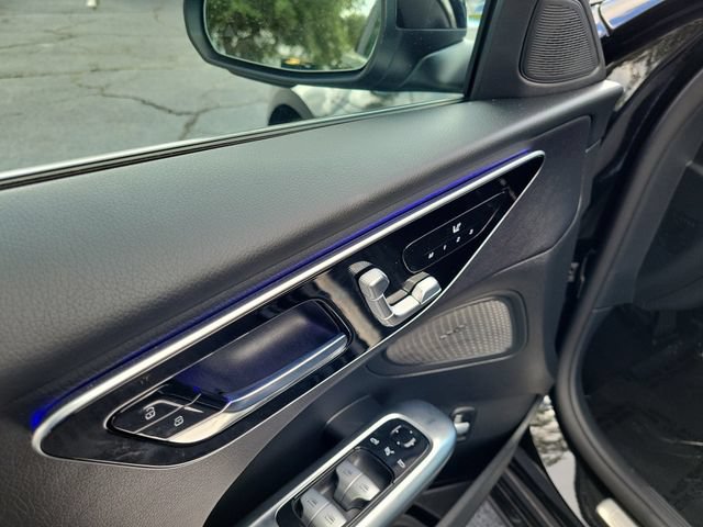 Used 2025 Mercedes-Benz C 300 Sedan image 15