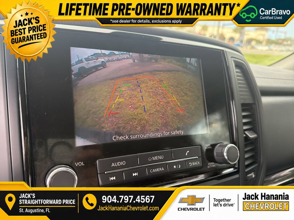Used 2022 Nissan Titan SV RWD image 11