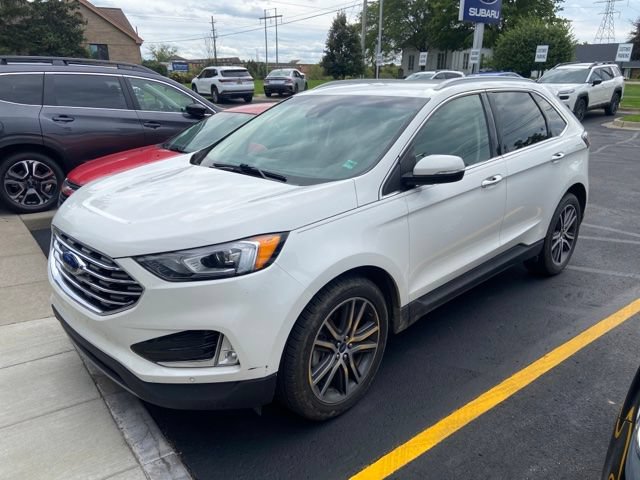 Used 2020 Ford Edge Titanium AWD/4WD image 1