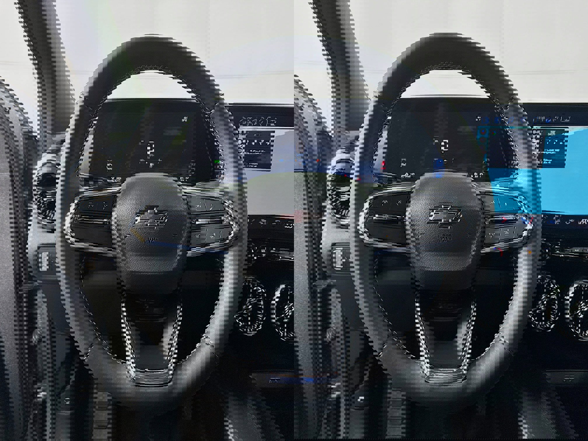 Used 2025 Chevrolet Blazer EV LT image 15