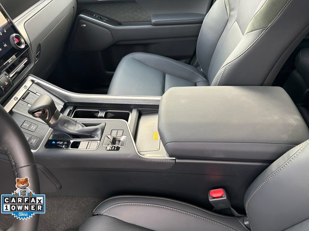 Used 2026 Lexus GX 550 AWD/4WD image 39