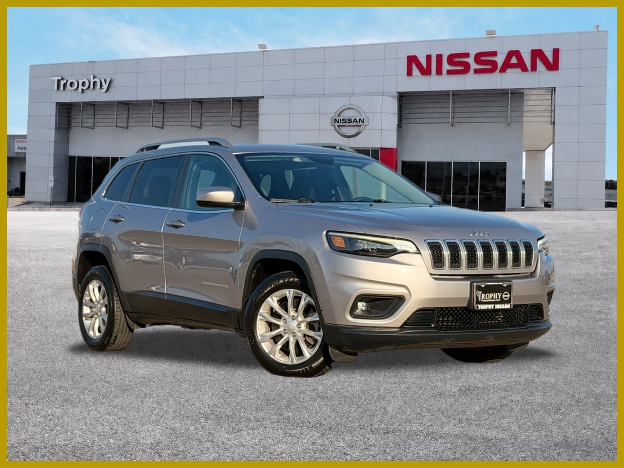 Used 2019 Jeep Cherokee Latitude w/ Popular Appearance Group FWD video 1