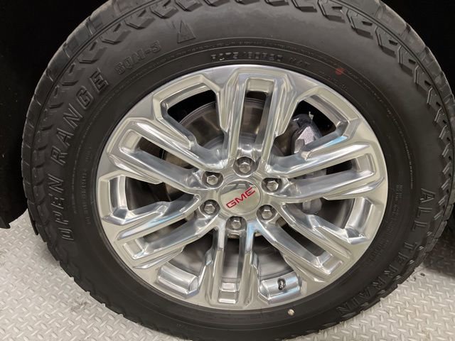 Used 2023 GMC Yukon XL SLT w/ SLT Luxury Package image 23