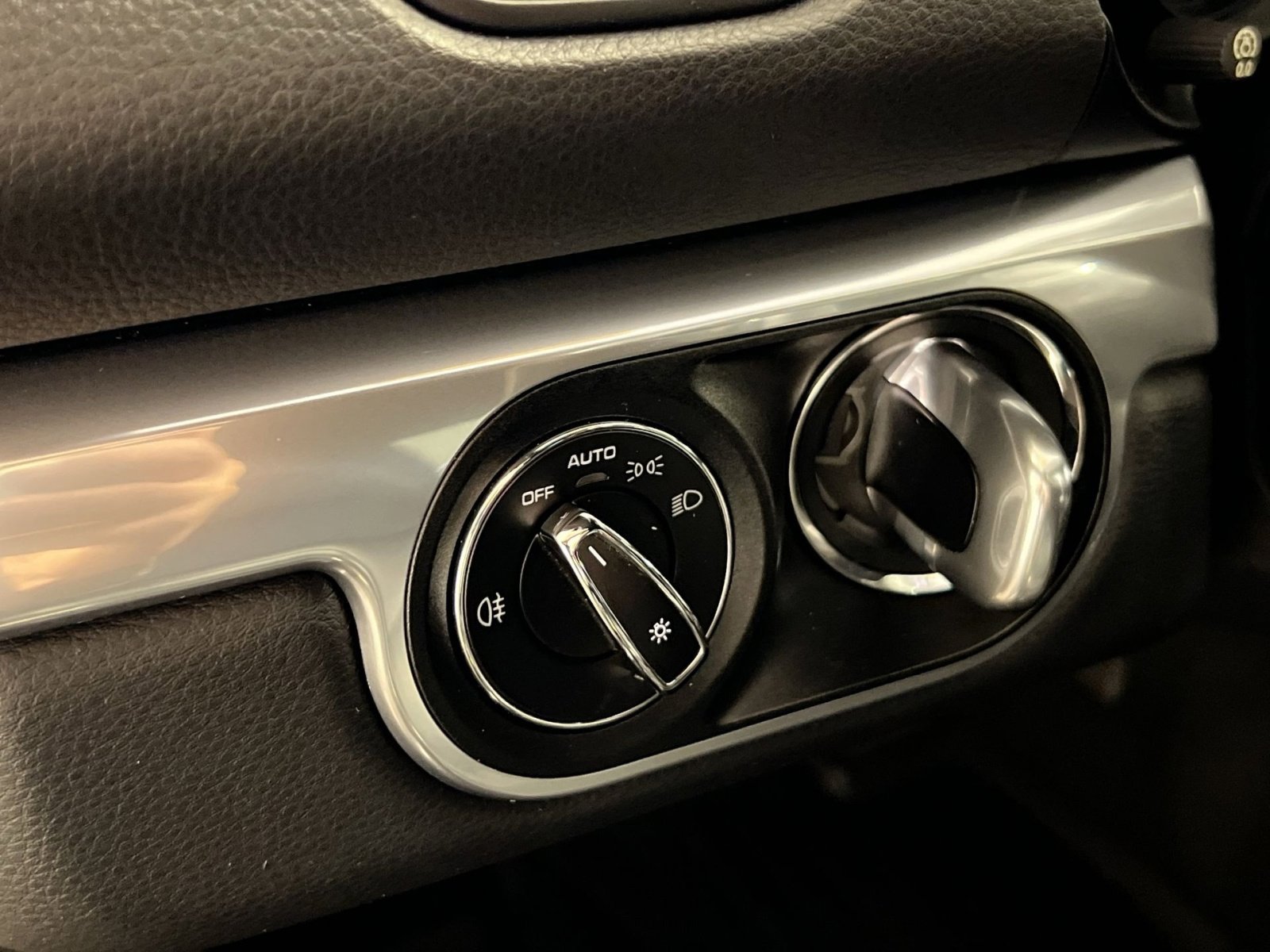 Used 2017 Porsche 718 Cayman image 32