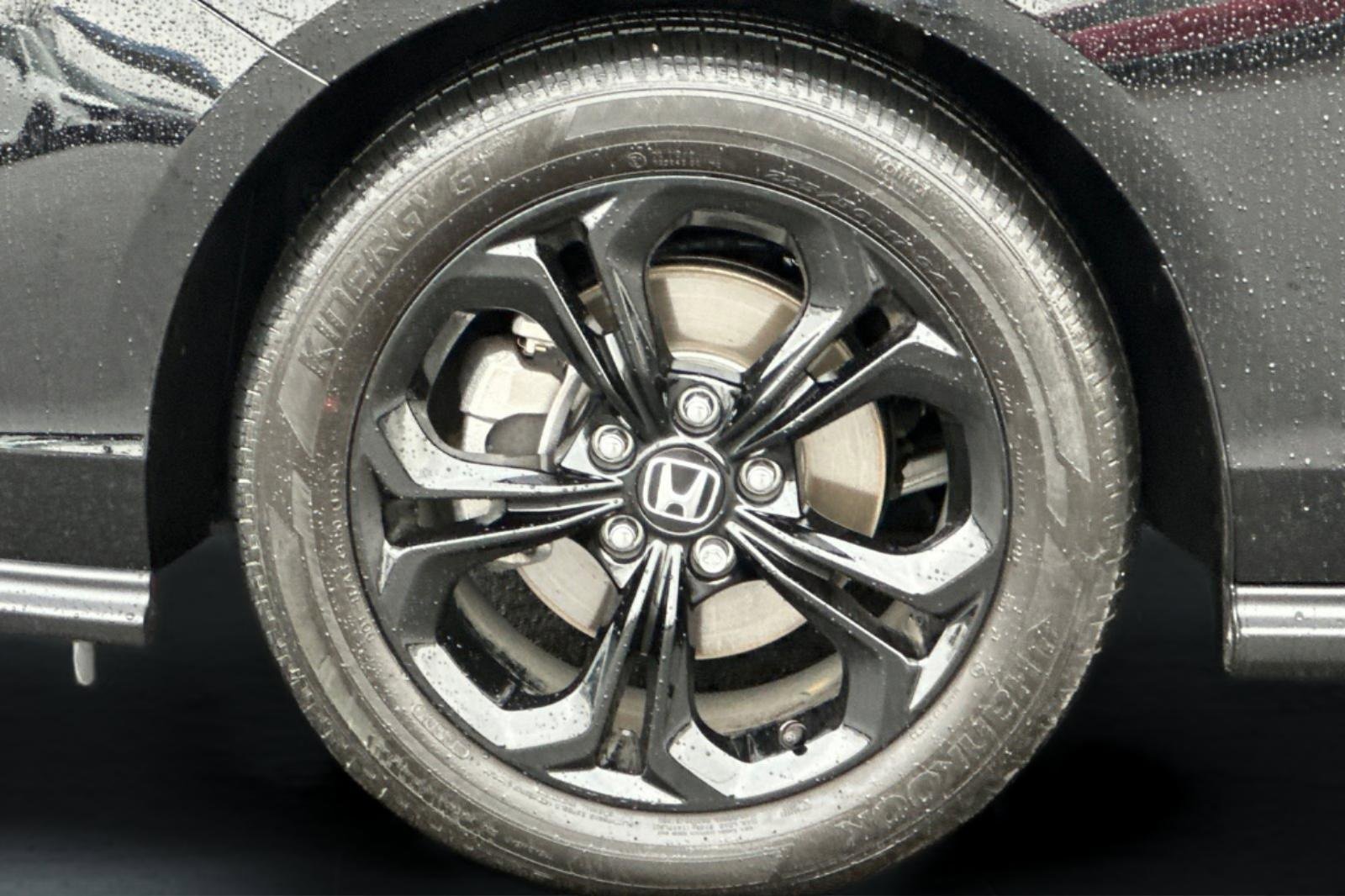 Certified 2025 Honda Accord SE image 25