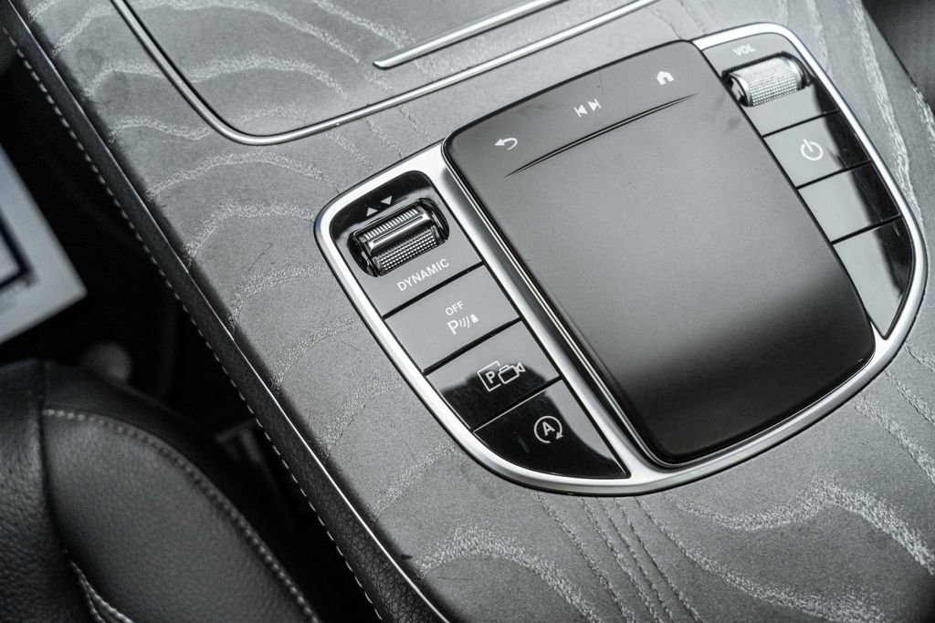 Used 2021 Mercedes-Benz E 350 4MATIC Sedan image 23