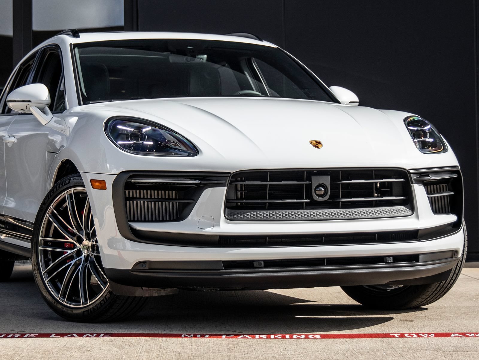 New 2026 Porsche Macan S AWD/4WD image 9