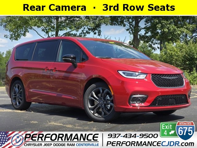New 2026 Chrysler Pacifica Select image 1