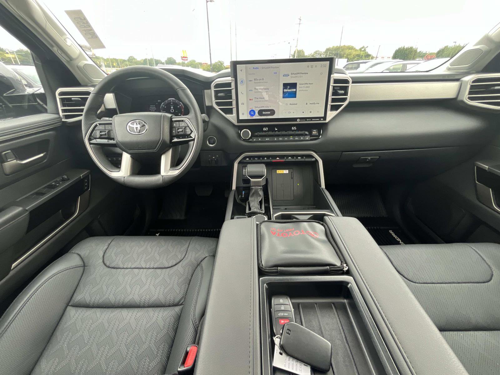 Used 2024 Toyota Tundra Limited image 14
