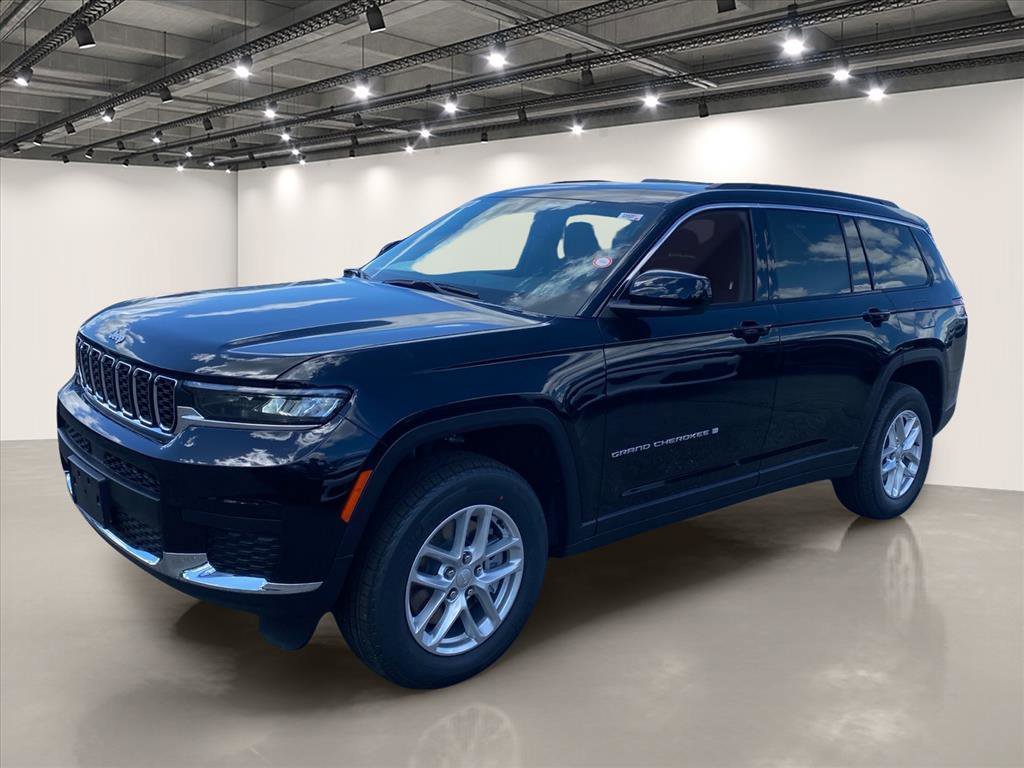 New 2026 Jeep Grand Cherokee L 4WD image 2