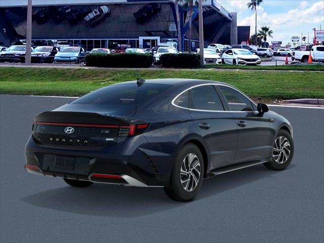 New 2026 Hyundai Sonata Blue FWD image 4