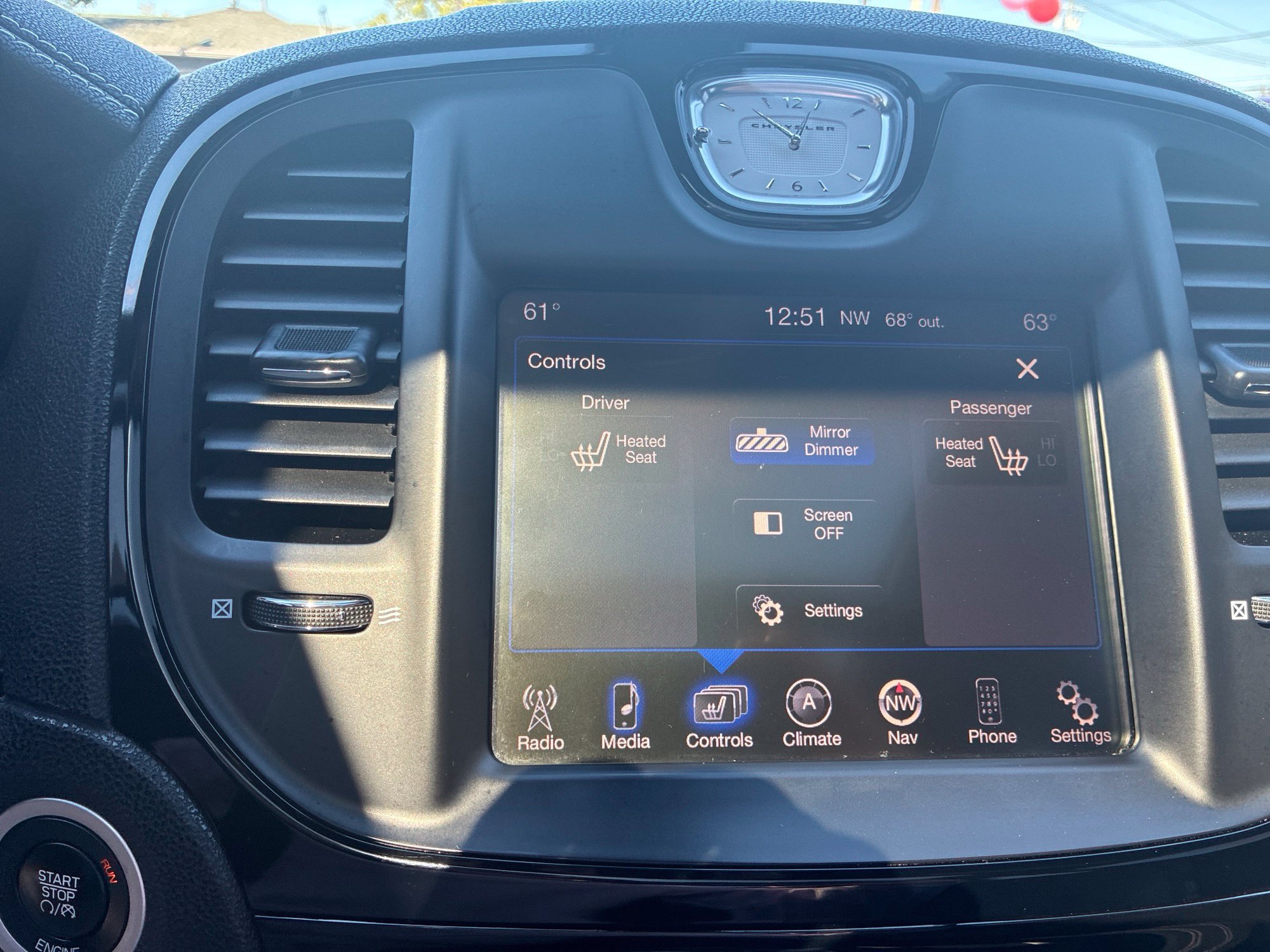 Used 2015 Chrysler 300 S RWD image 16