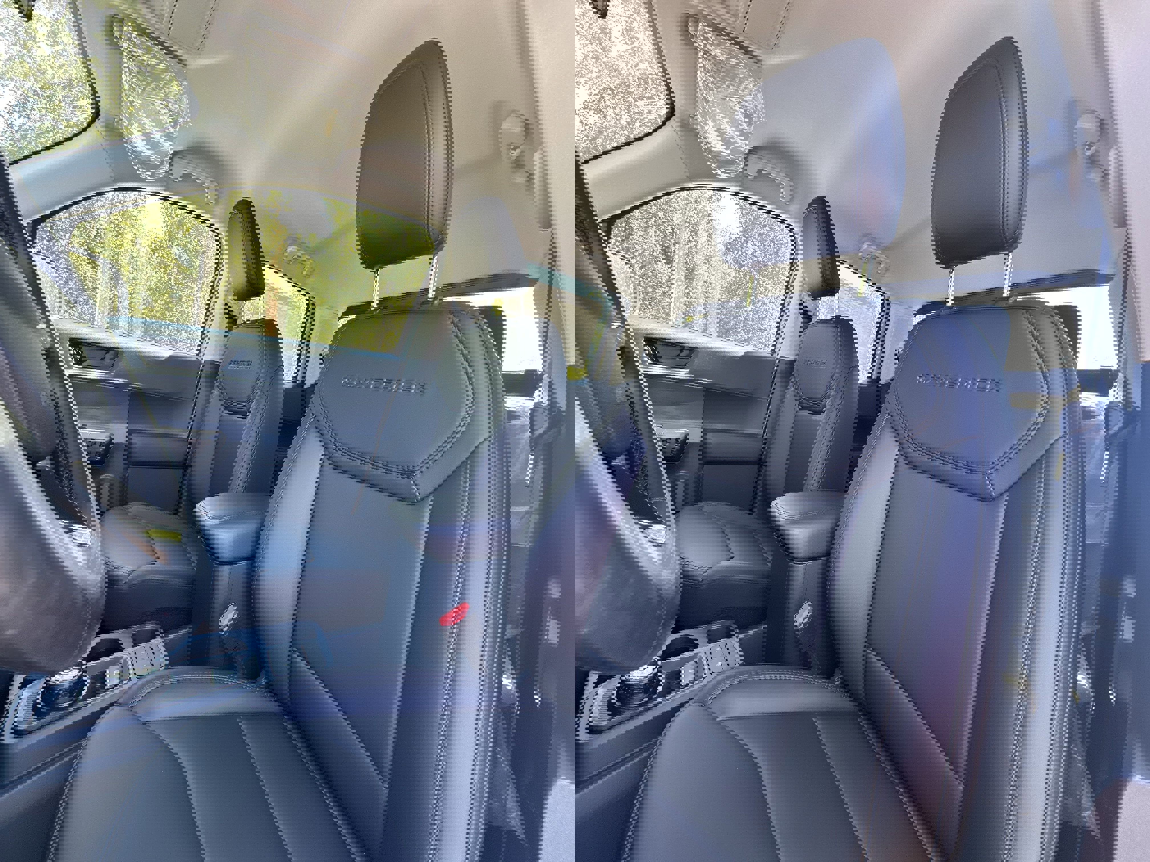 New 2025 Ford Maverick Lariat w/ Black Appearance Package image 25