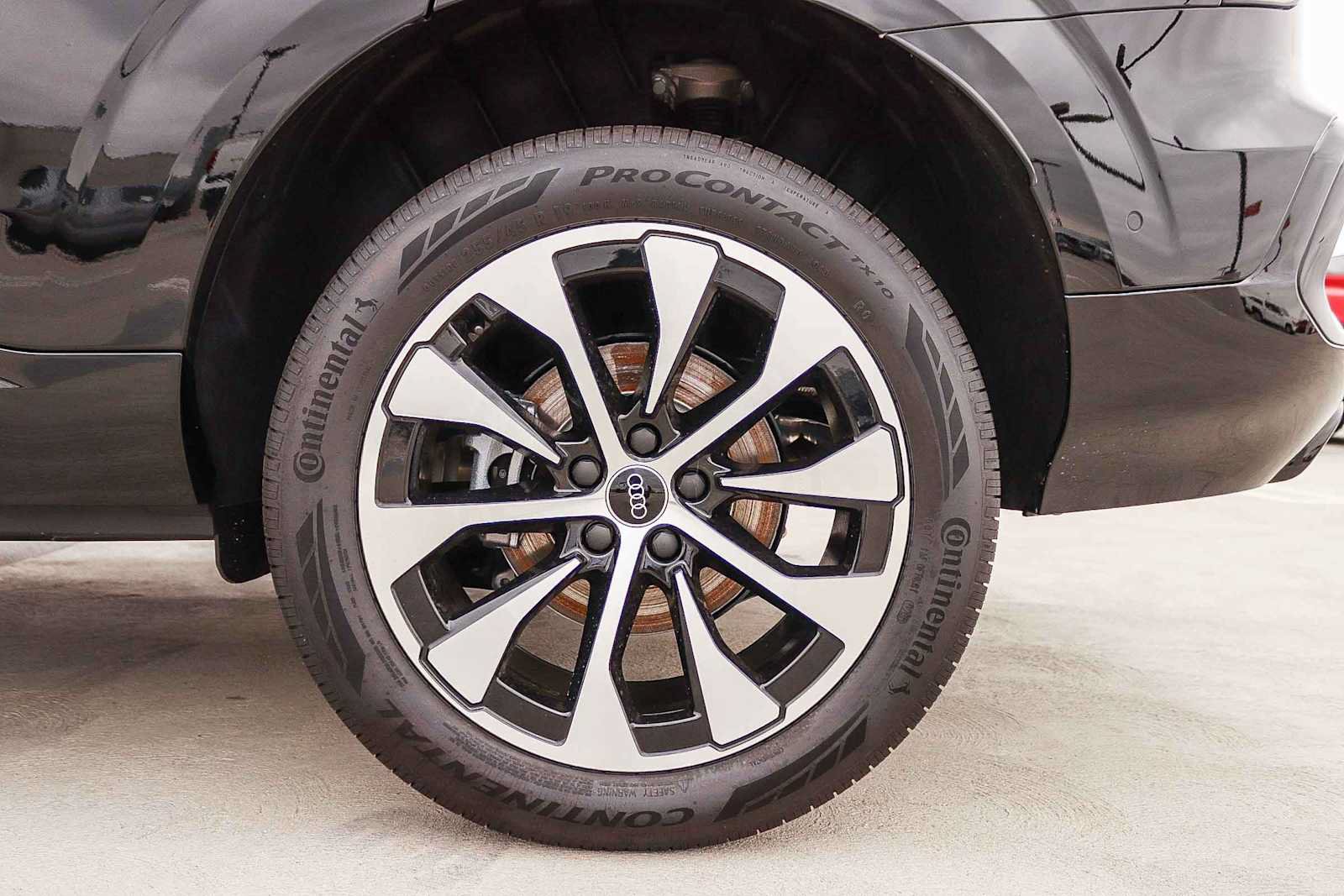 New 2026 Audi Q3 quattro 2.0T AWD/4WD image 13