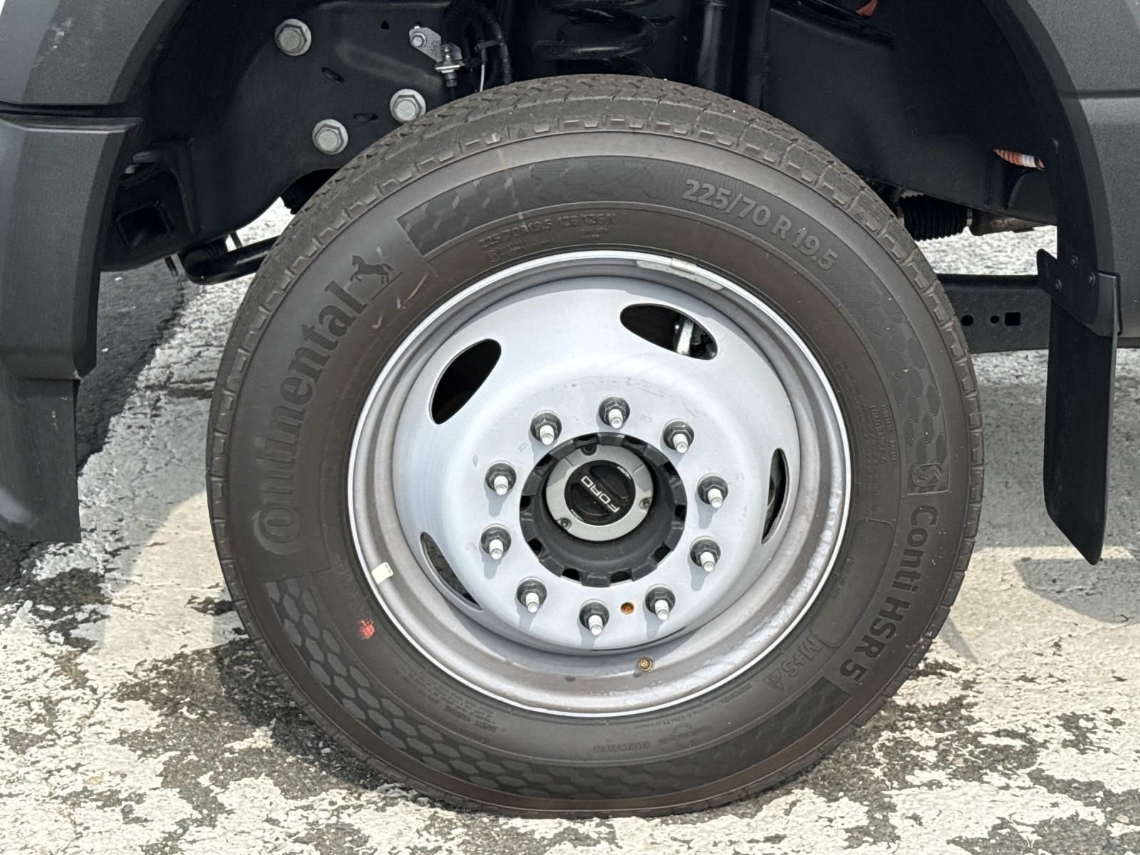 New 2026 Ford F450 XL AWD/4WD image 9