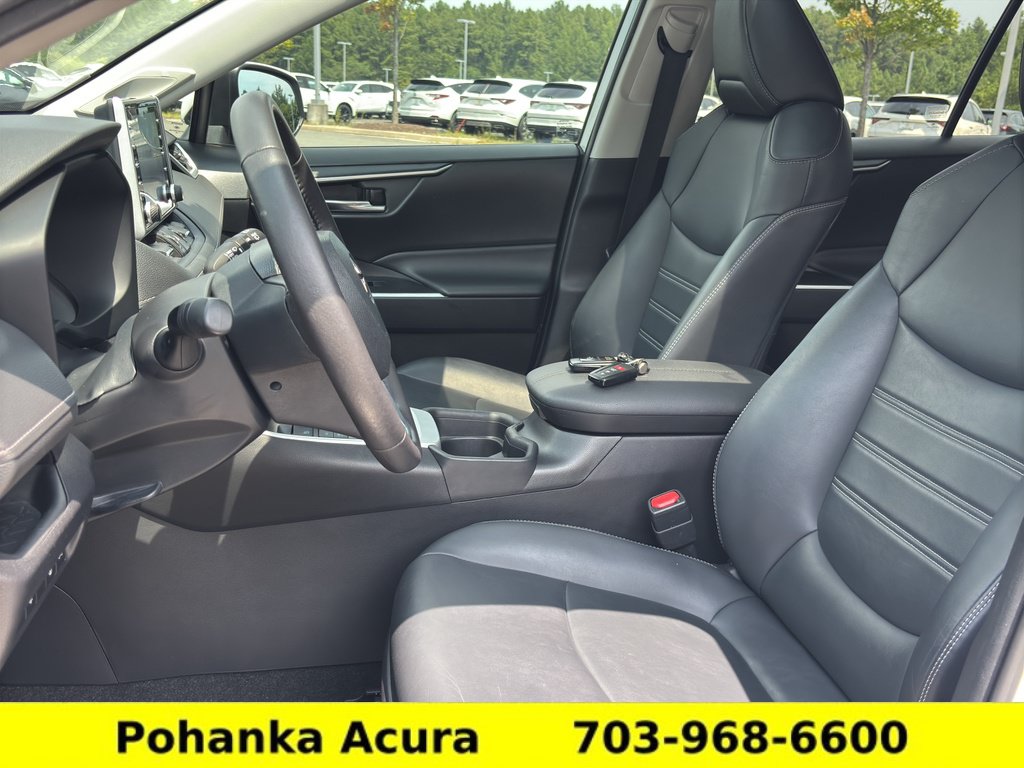 Used 2021 Toyota RAV4 XLE Premium AWD/4WD image 21