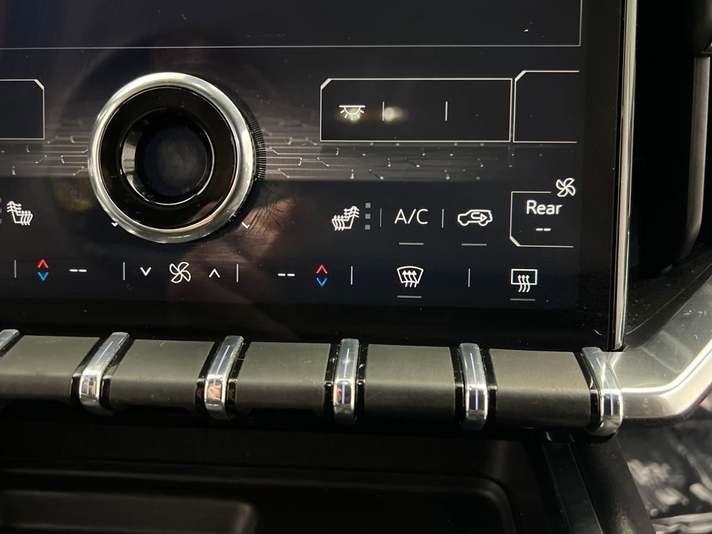 Used 2025 GMC Acadia Elevation image 57