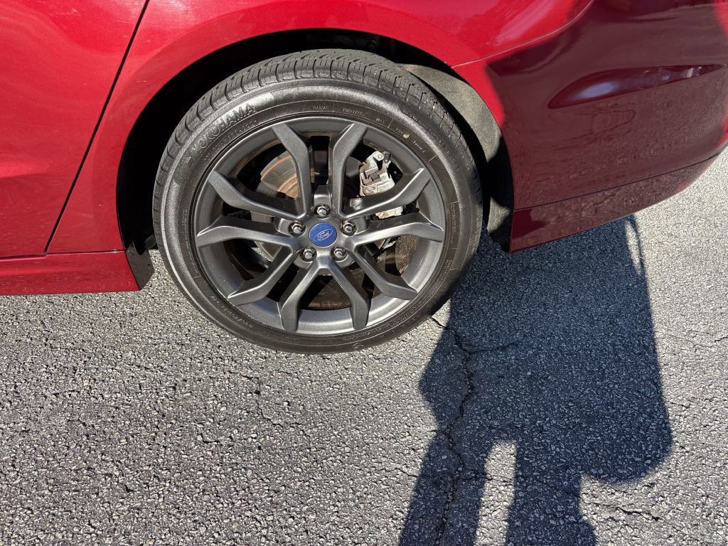 Used 2018 Ford Fusion SE w/ Equipment Group 201A image 15