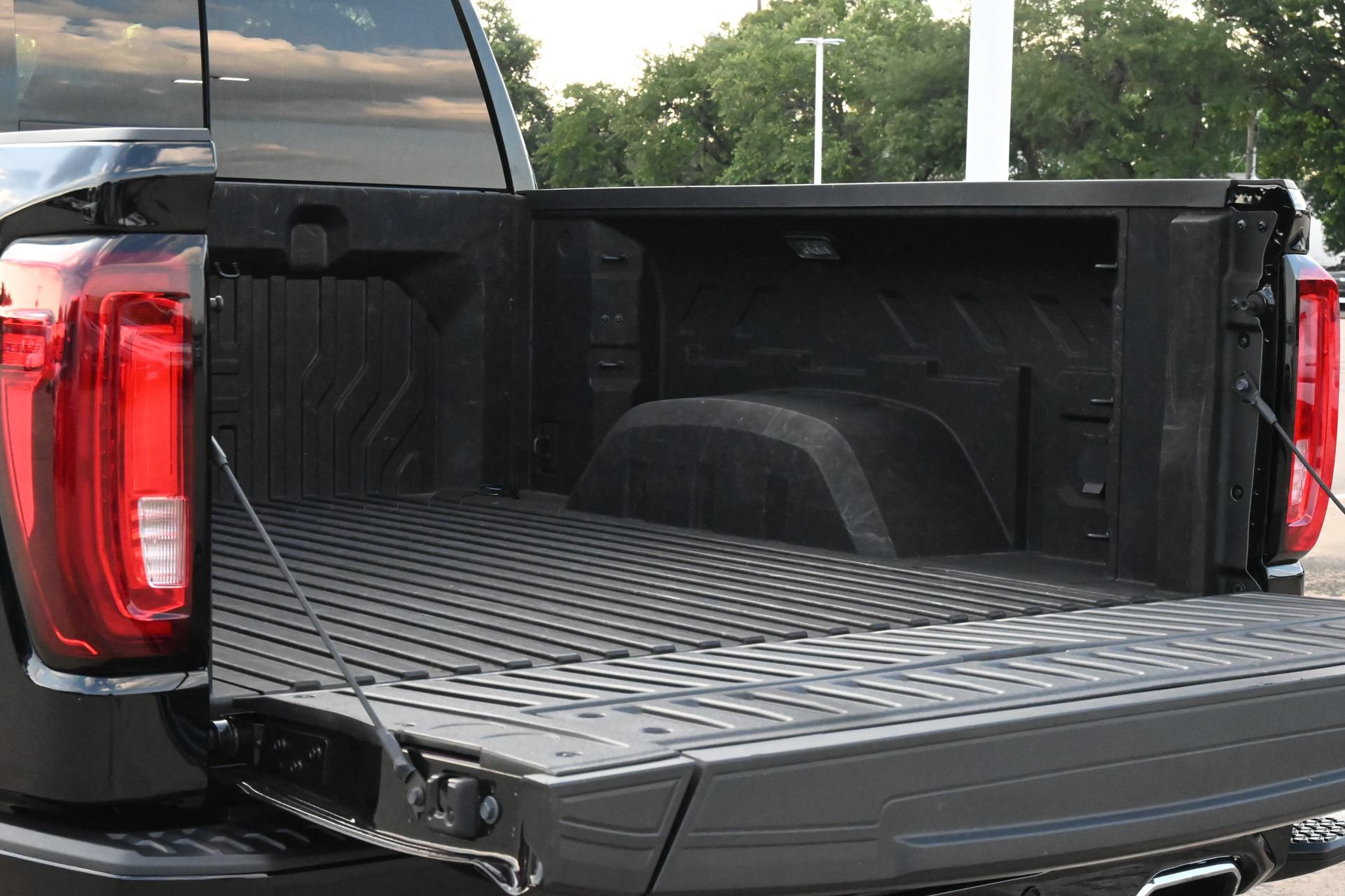 Used 2026 GMC Sierra 1500 Denali Ultimate AWD/4WD image 22