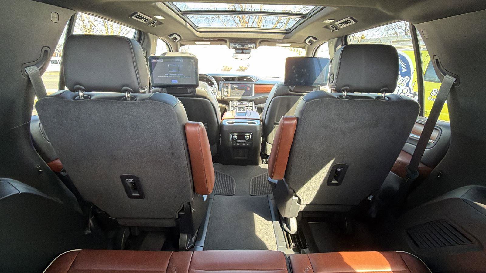 Used 2023 GMC Yukon Denali Ultimate image 41