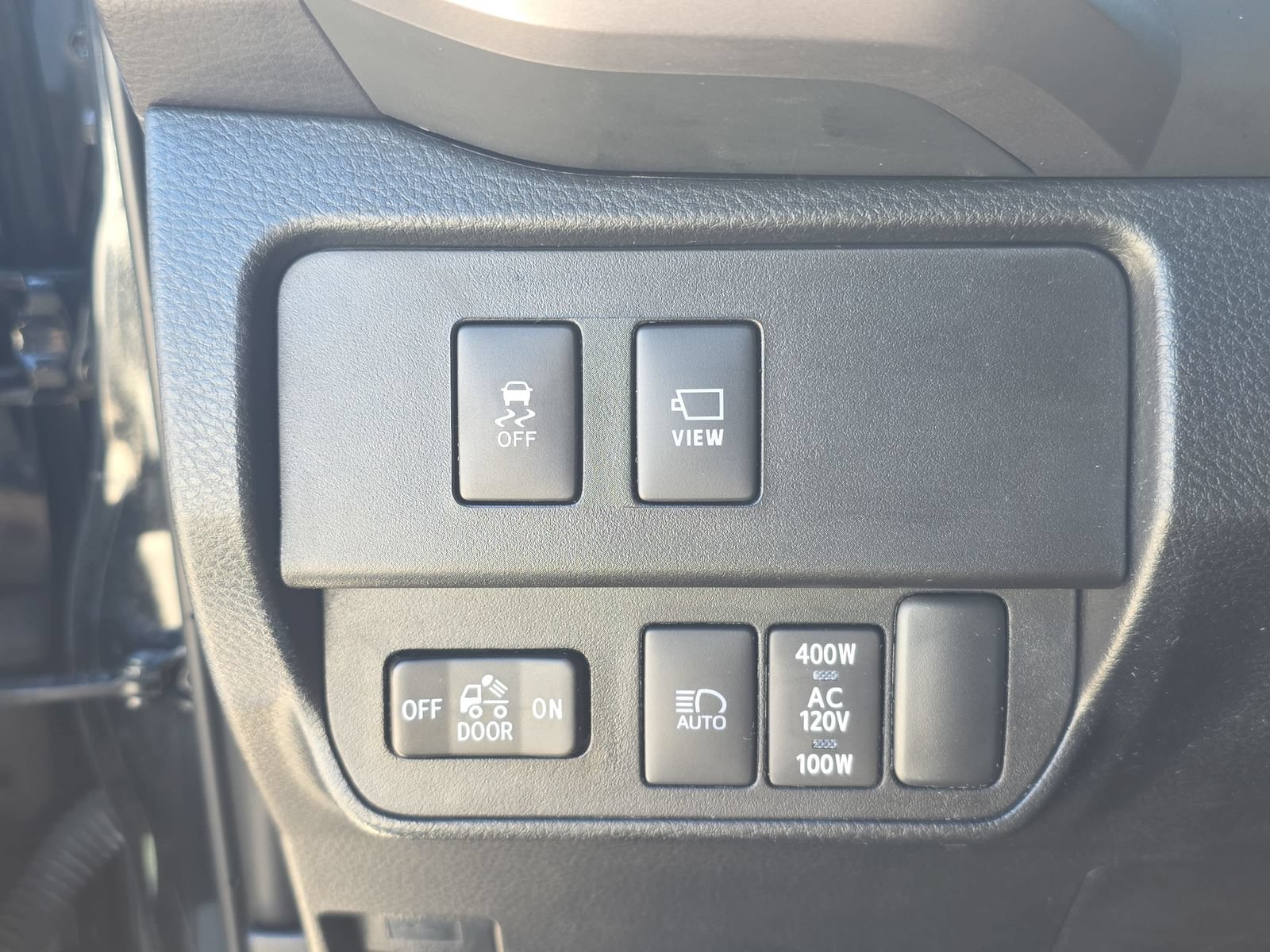 Used 2023 Toyota Tacoma Limited RWD image 23