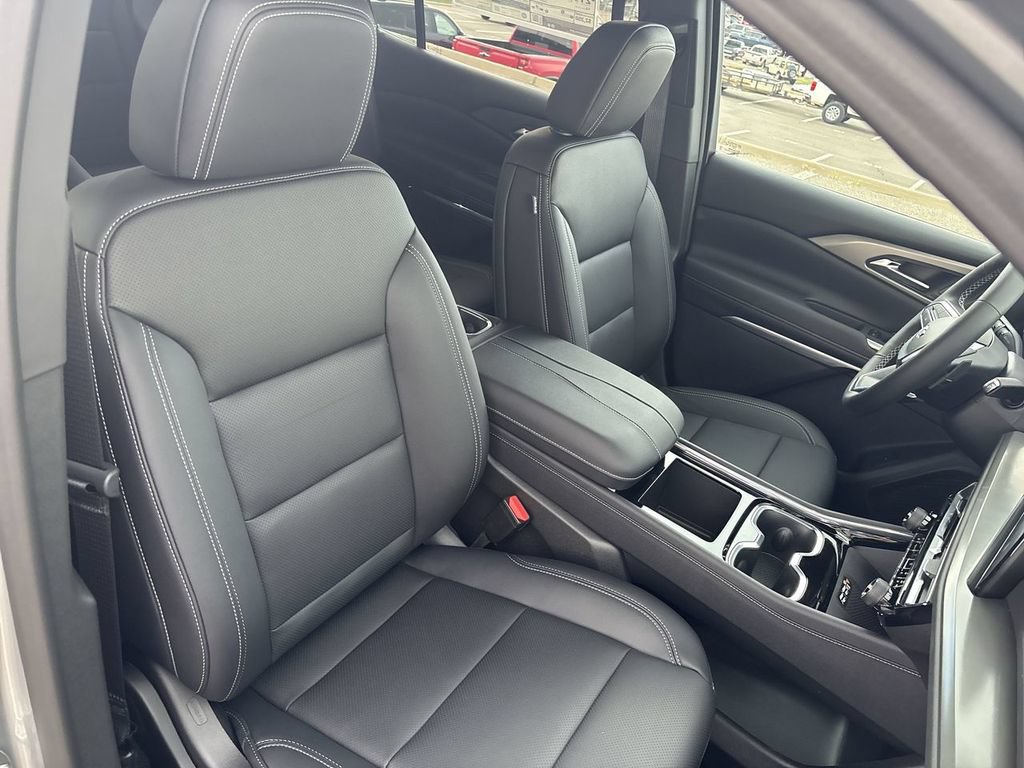 New 2026 Chevrolet Traverse LT w/ Midnight/Sport Edition AWD/4WD image 30