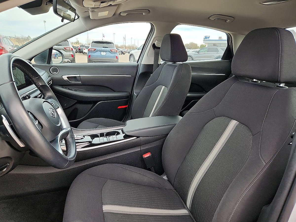 Used 2023 Hyundai Sonata SEL image 7