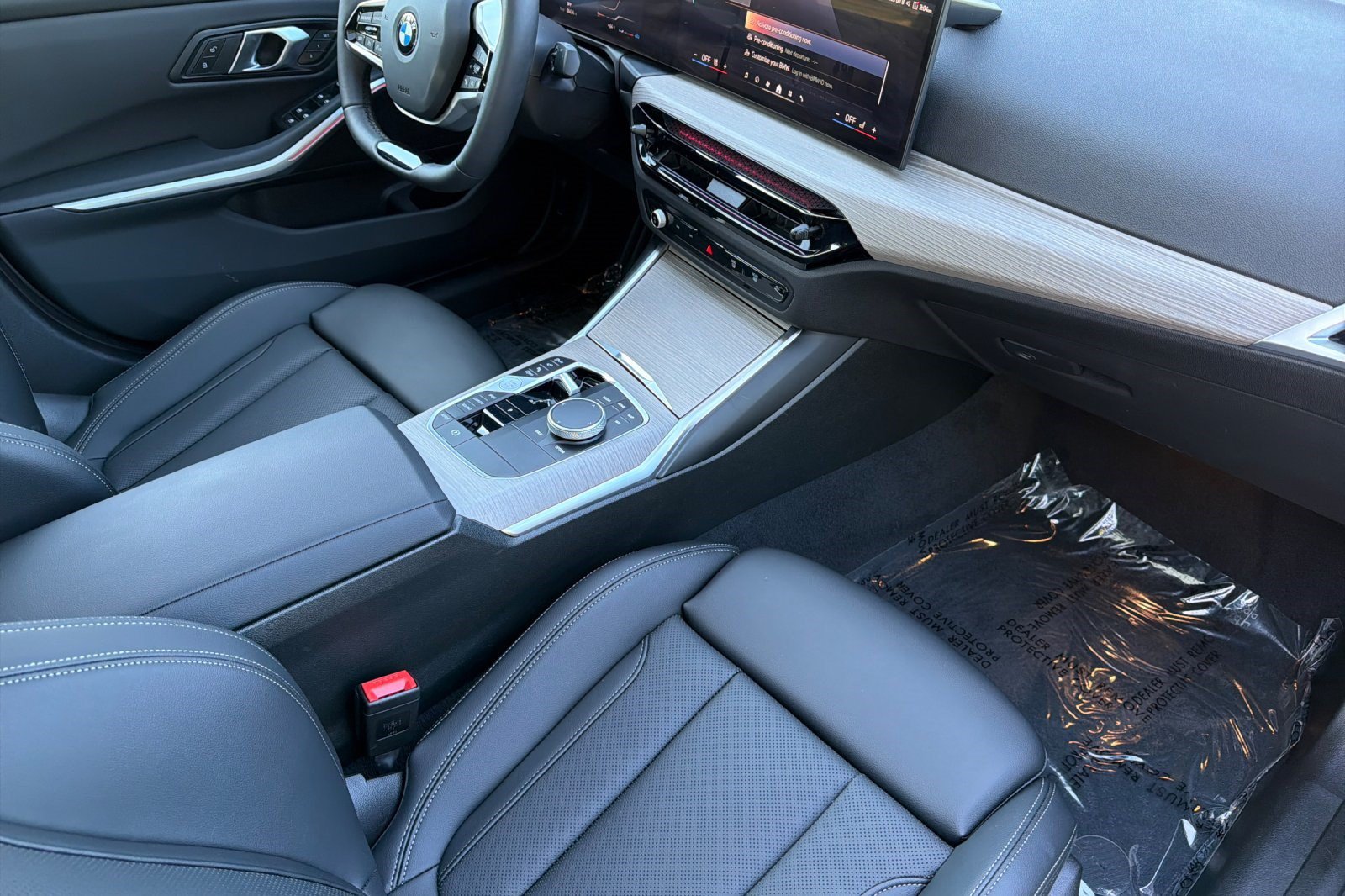 Used 2025 BMW 330i Sedan RWD image 19